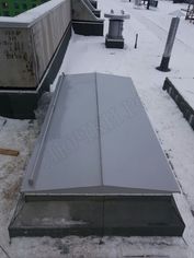 Люк для выхода на крышу Люк для выхода на крышу