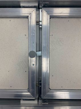 Люк под плитку Техно 2 створки 1800*900 Люк под плитку Техно 2 створки 1800*900