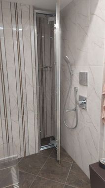 Люк под плитку Нажимной Мега Алюм 2.0, 1 створка Люк под плитку Нажимной Мега Алюм 2.0, 1 створка