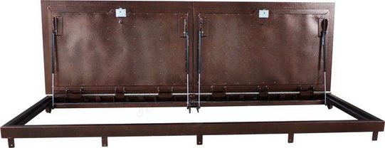 Напольный люк Дворник Короб, стальной рифленый лист, 2 створки Напольный люк Дворник Короб, стальной рифленый лист, 2 створки